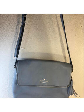 Kate Spade New York light blue leather crossbody bag #katespade #crossbody some